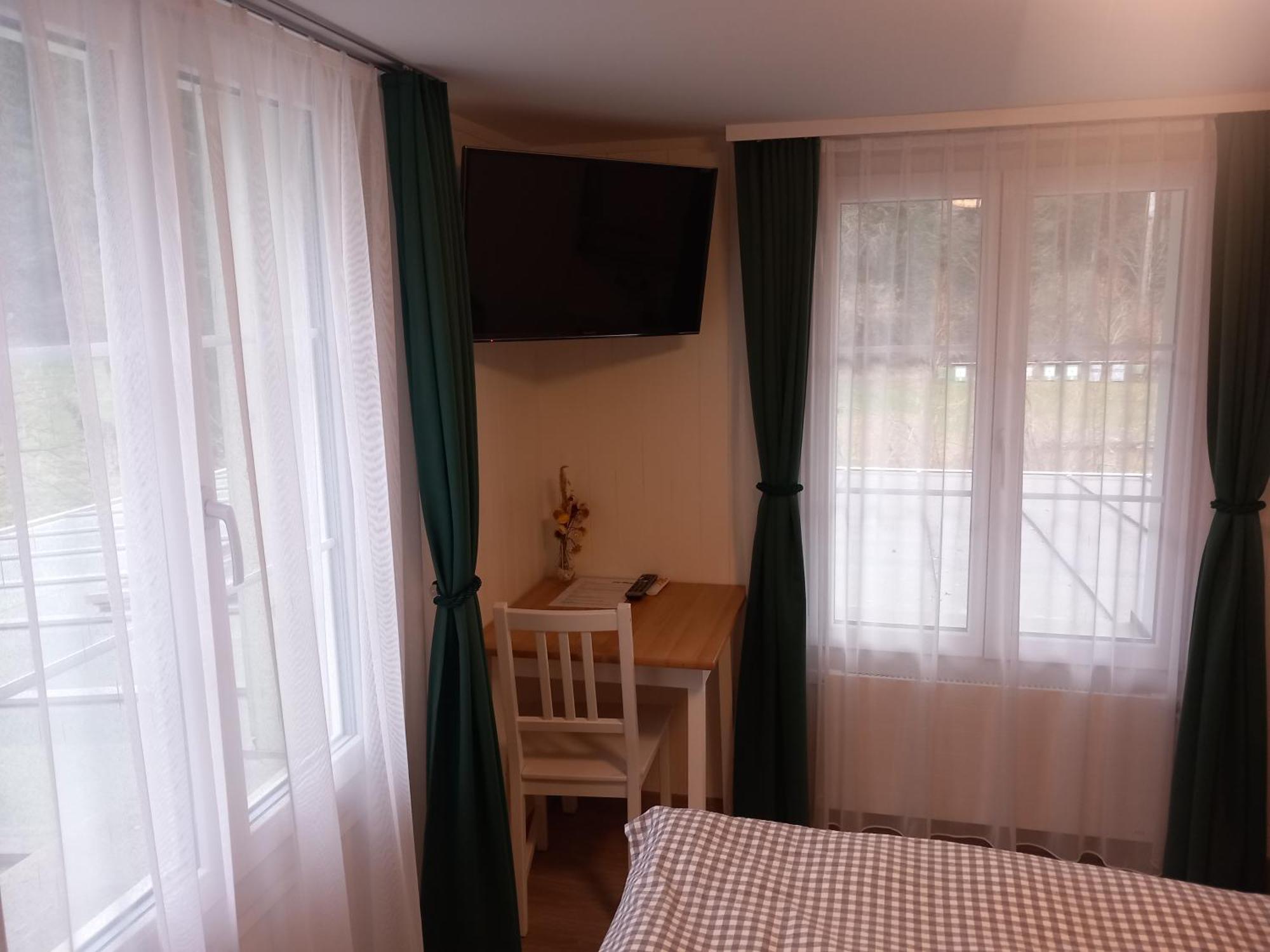 Gasthof Schnittweierbad Steffisburg Δωμάτιο φωτογραφία